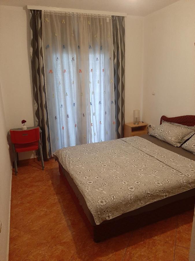 Apartments Nurkovic Dobra Voda Quarto foto