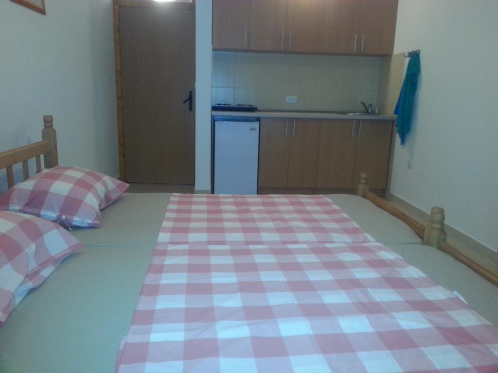 Apartments Nurkovic Dobra Voda Quarto foto